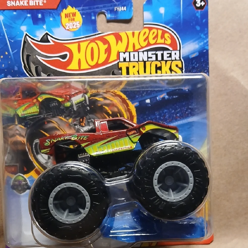Snake Bite Hot Wheels Monster Trucks- Leading Legends